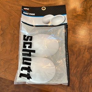 Schutt youth Kneepads for football. New